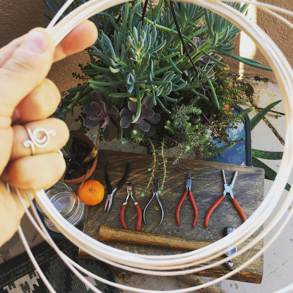 Tiny S Wave Hoops